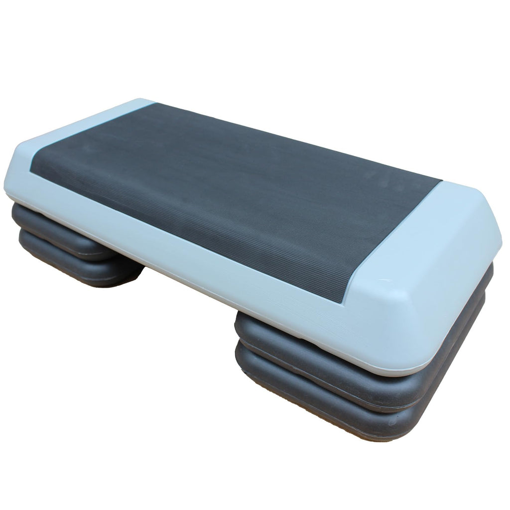 Adjustable Aerobic Exercise Step Platform with 2/4 Stackable Risers N690270