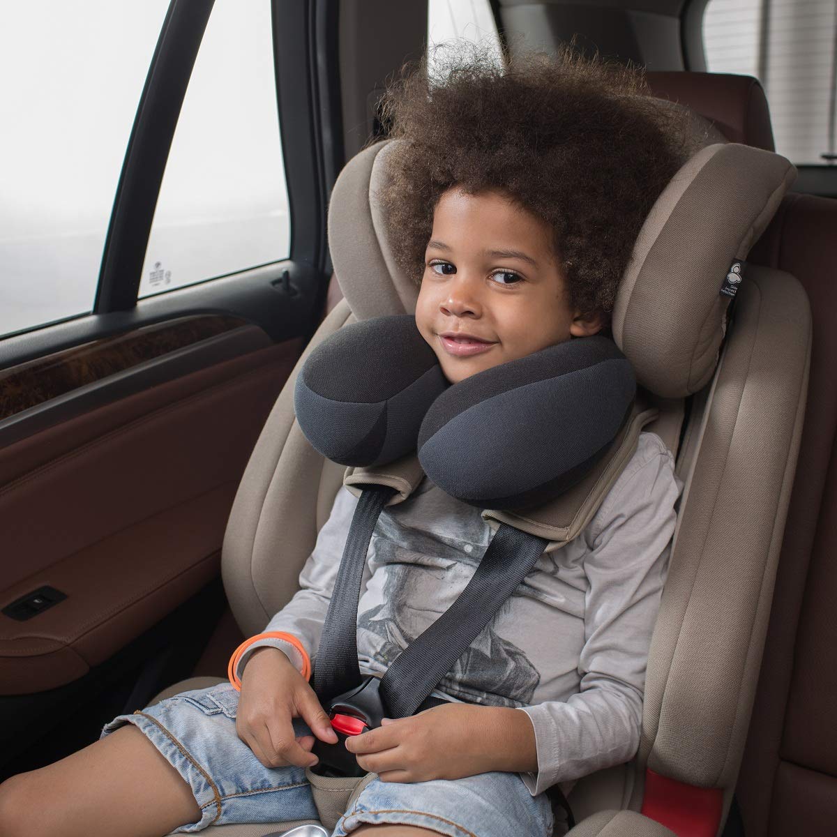 Kids Travel Neck Pillow Black W412383
